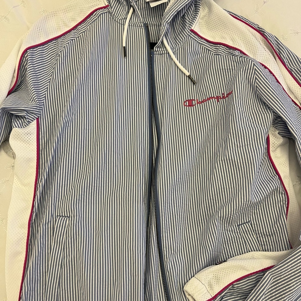 Champion men’s windbreaker